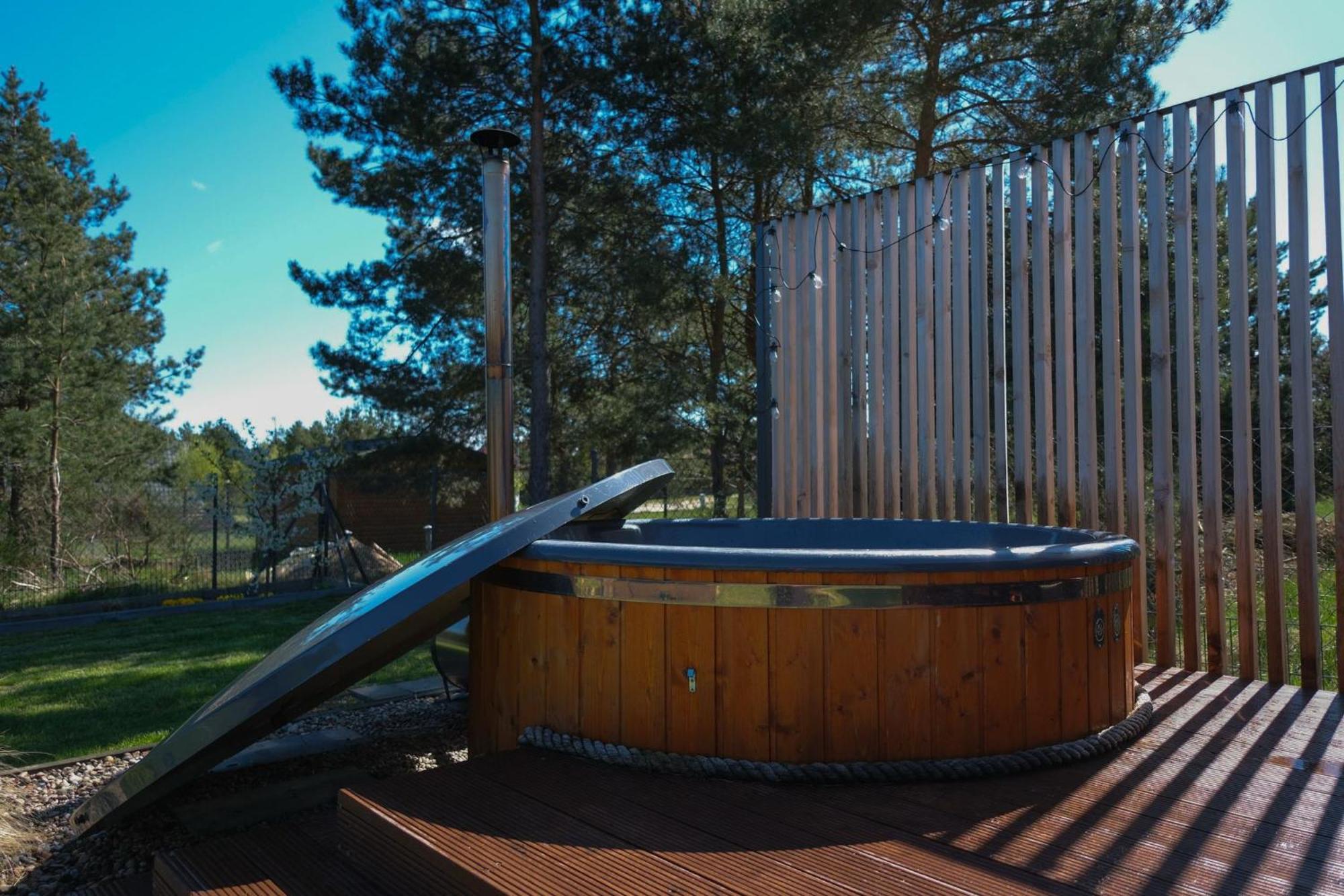 Westfalowachatka Domek Z Jacuzzi Sasino Εξωτερικό φωτογραφία
